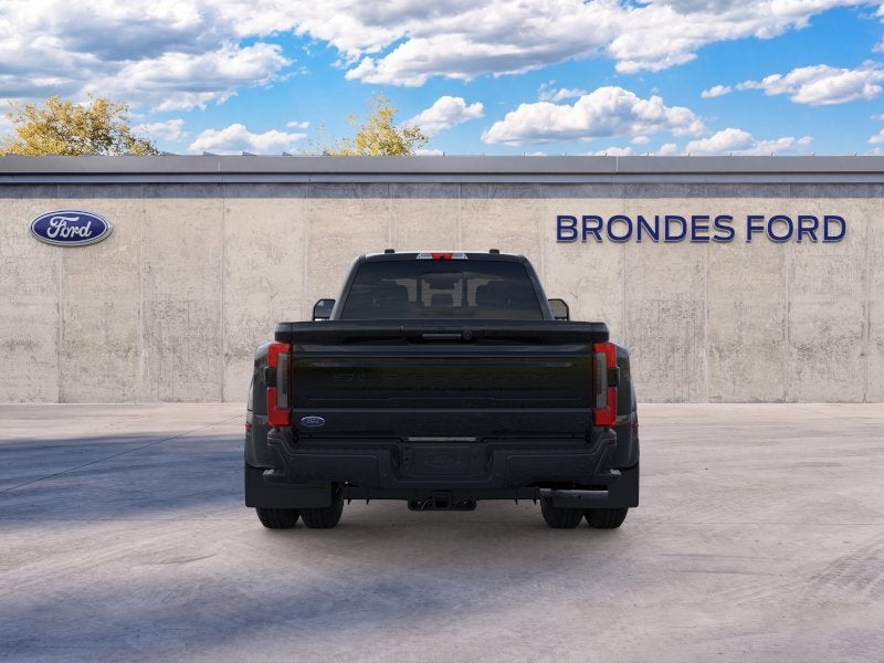 2026 Ford Super Duty F-350® Platinum®