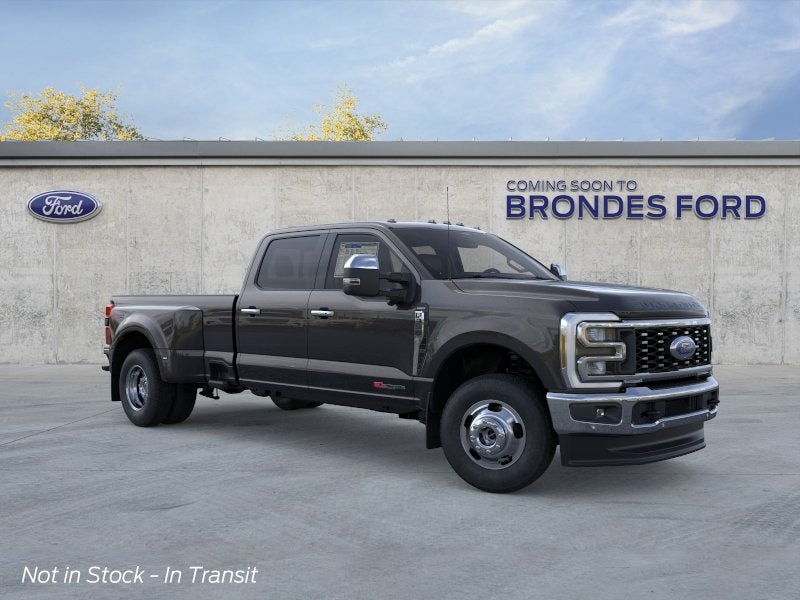 2026 Ford Super Duty F-350® Lariat®
