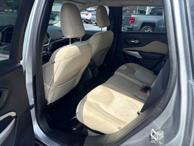 2017 Jeep Cherokee Sport