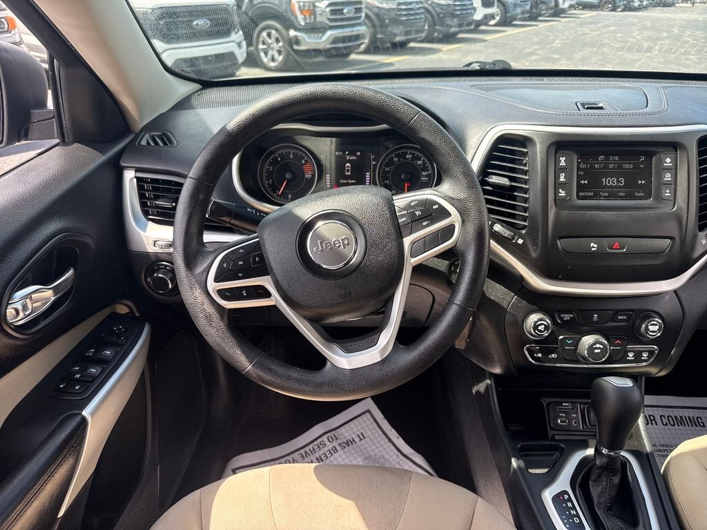 2017 Jeep Cherokee Sport