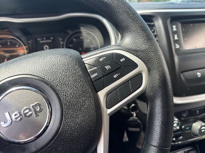 2017 Jeep Cherokee Sport