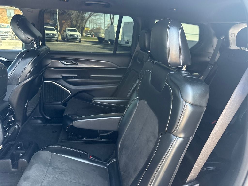 2021 Jeep Grand Cherokee L Altitude