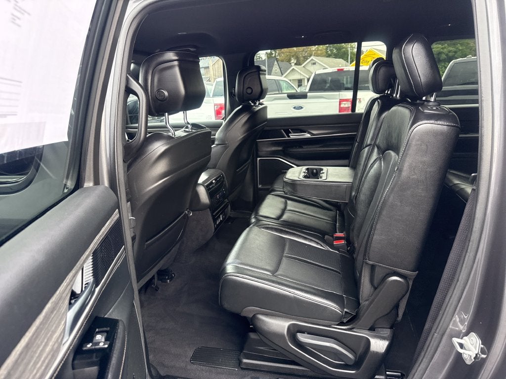 2024 Jeep Wagoneer L Series II