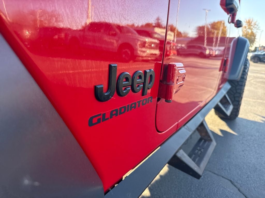 2020 Jeep Gladiator Sport