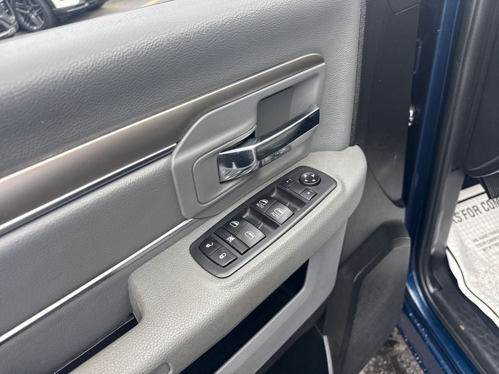 2020 RAM 1500 Classic SLT