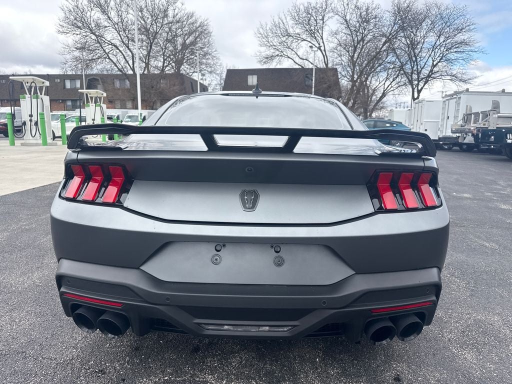 2025 Ford Mustang Dark Horse