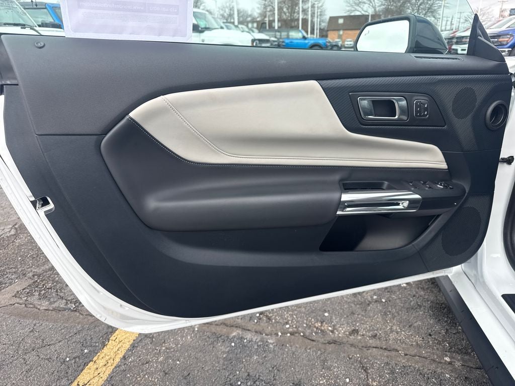 2025 Ford Mustang EcoBoost Premium