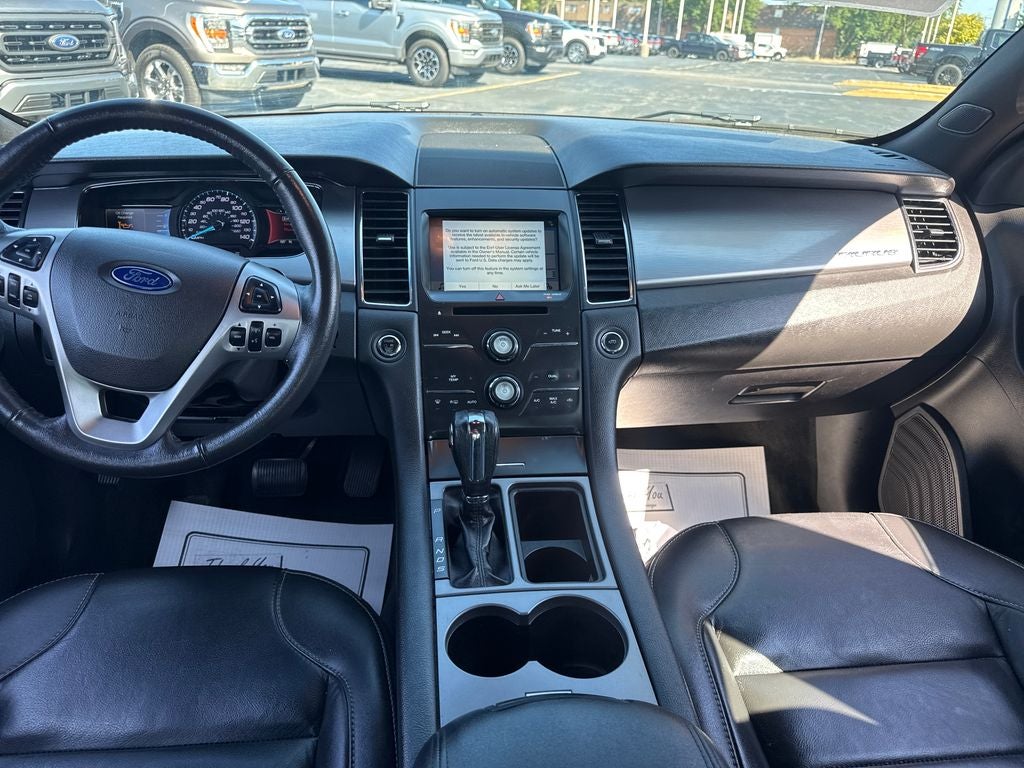 2018 Ford Taurus SEL