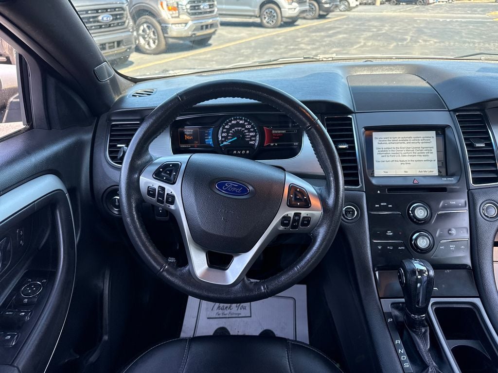 2018 Ford Taurus SEL