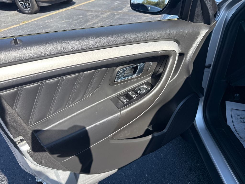 2018 Ford Taurus SEL