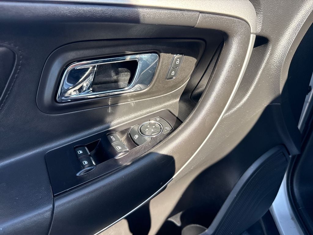 2018 Ford Taurus SEL