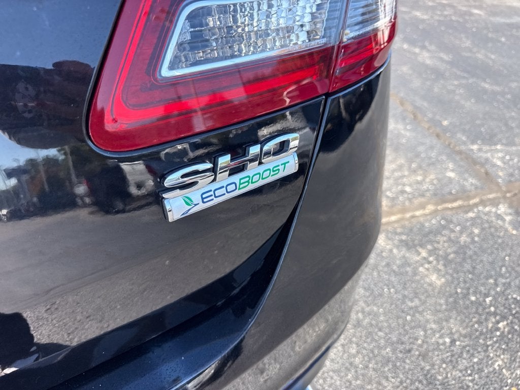2016 Ford Taurus SHO