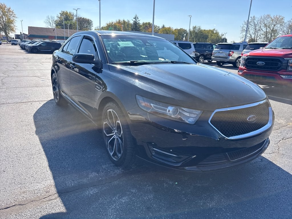 2016 Ford Taurus SHO