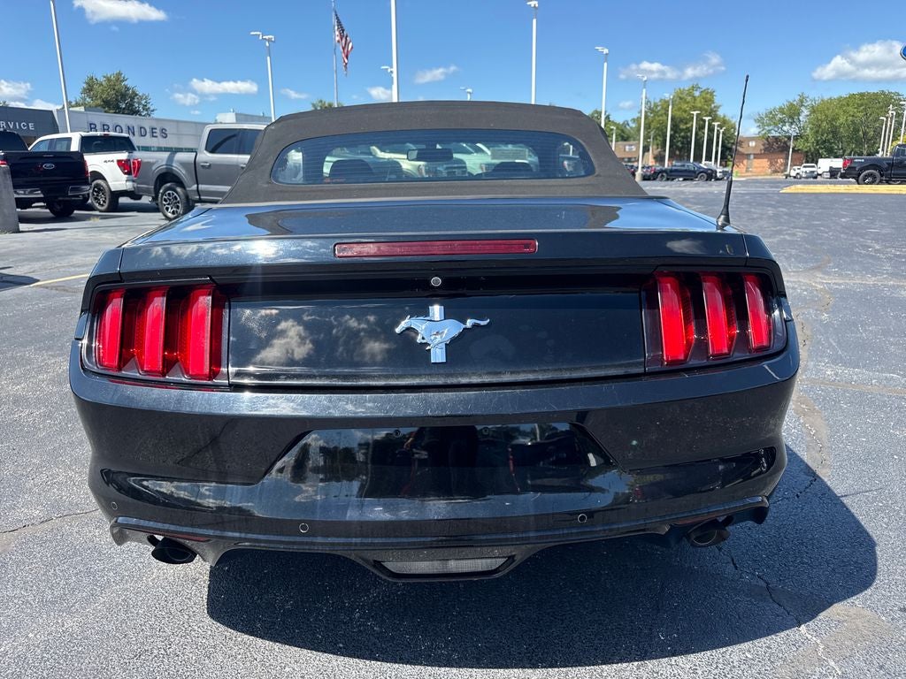 2016 Ford Mustang V6