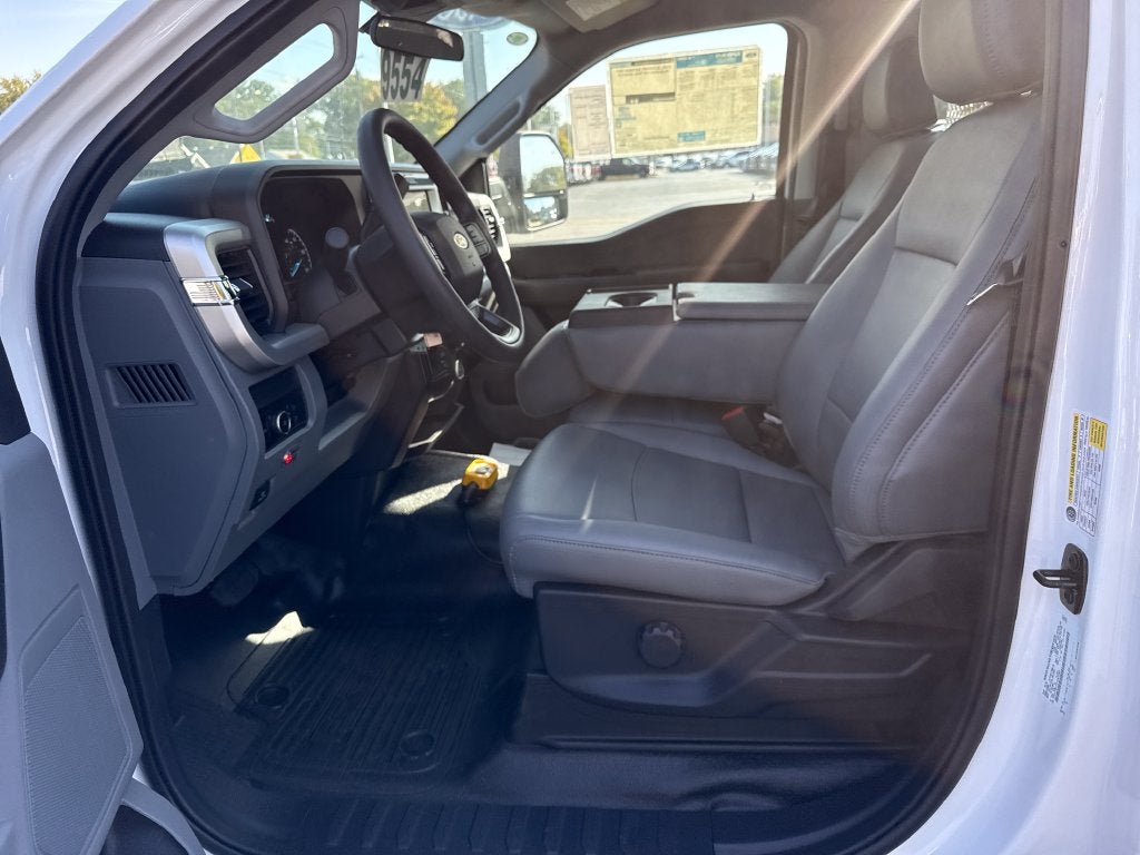 2026 Ford F-550SD XL DRW
