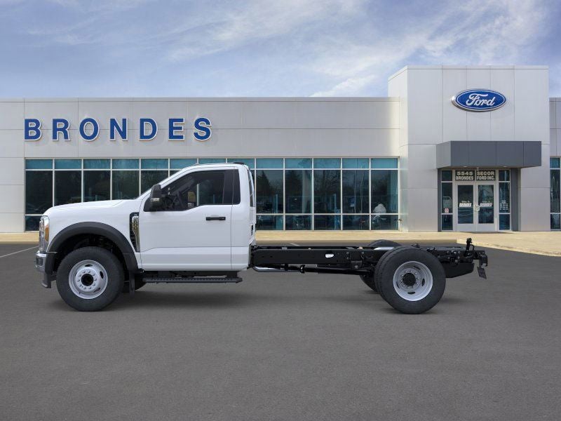 2025 Ford F-600SD XL