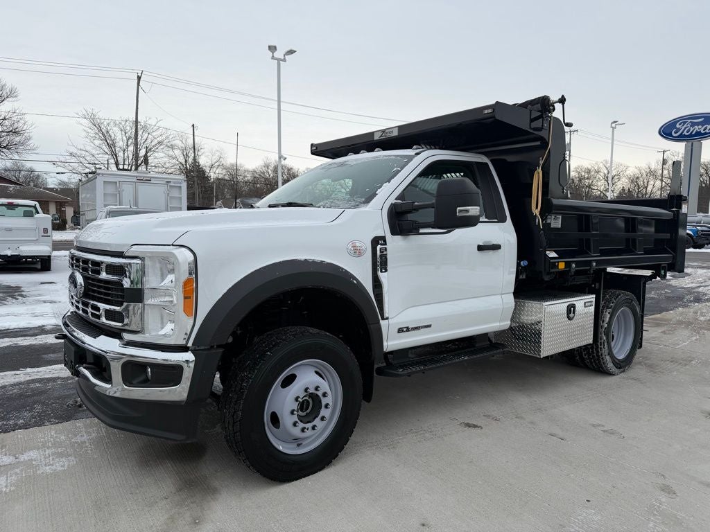 2023 Ford F-600SD XL
