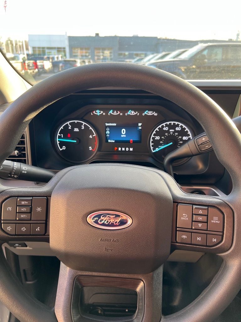 2023 Ford F-600SD XL