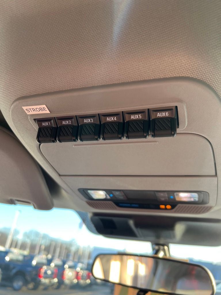 2023 Ford F-600SD XL