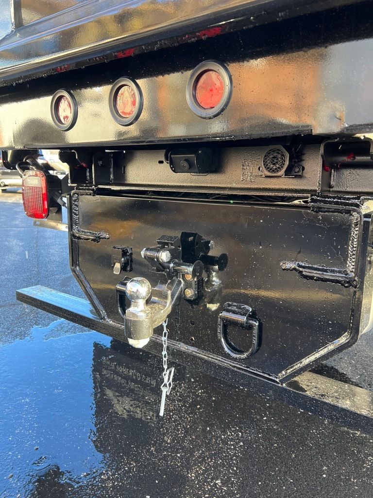 2023 Ford F-600SD XL