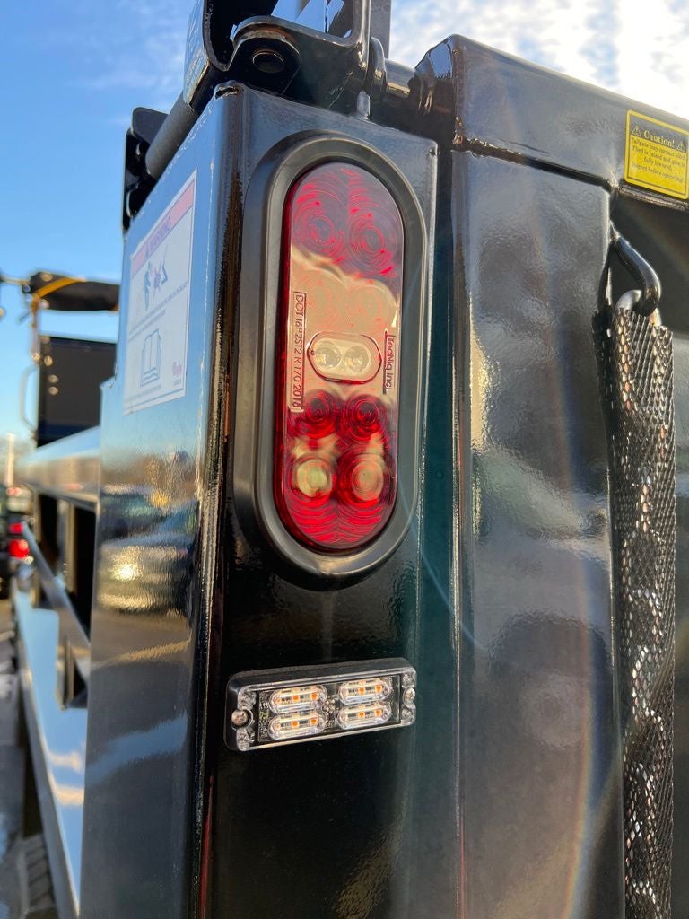 2023 Ford F-600SD XL