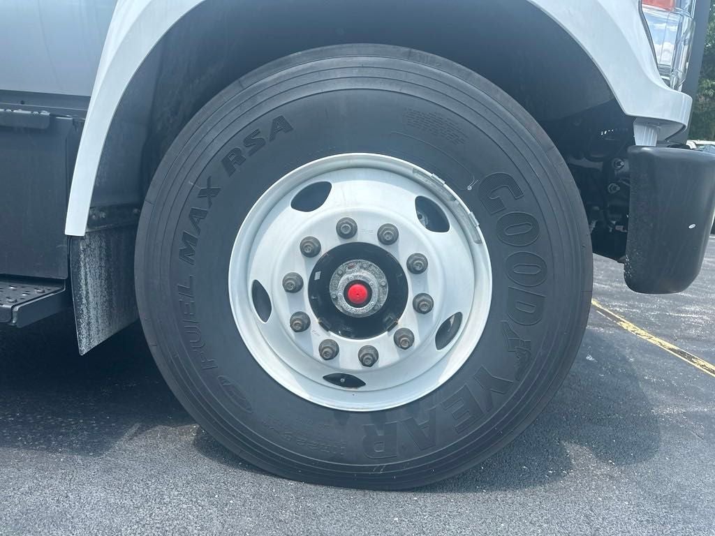 2024 Ford F-650SD Base