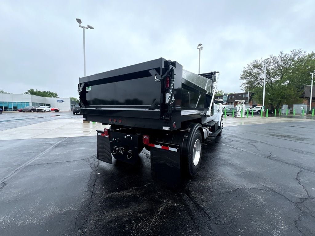 2026 Ford F-750SD Base