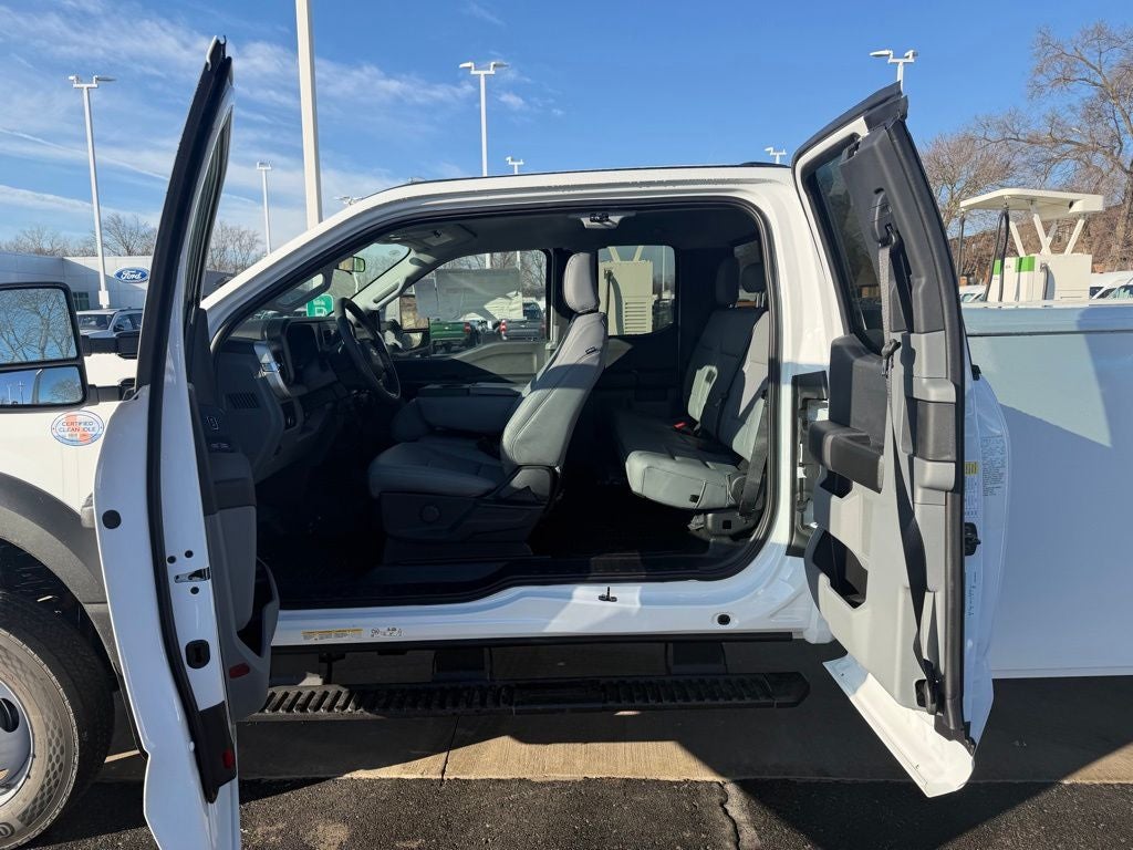 2026 Ford F-550SD XL DRW