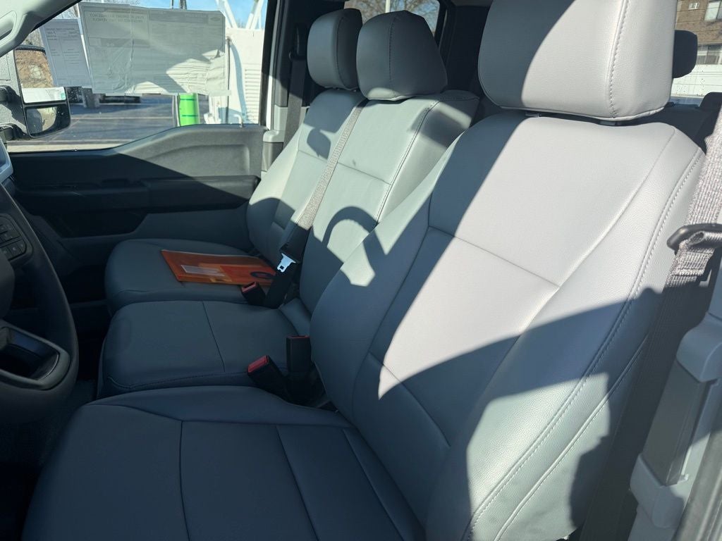 2026 Ford F-550SD XL DRW