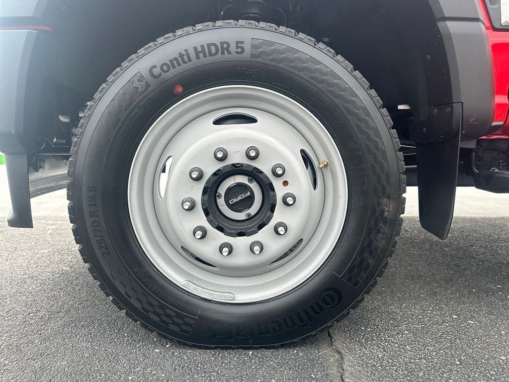 2024 Ford F-550SD XL DRW