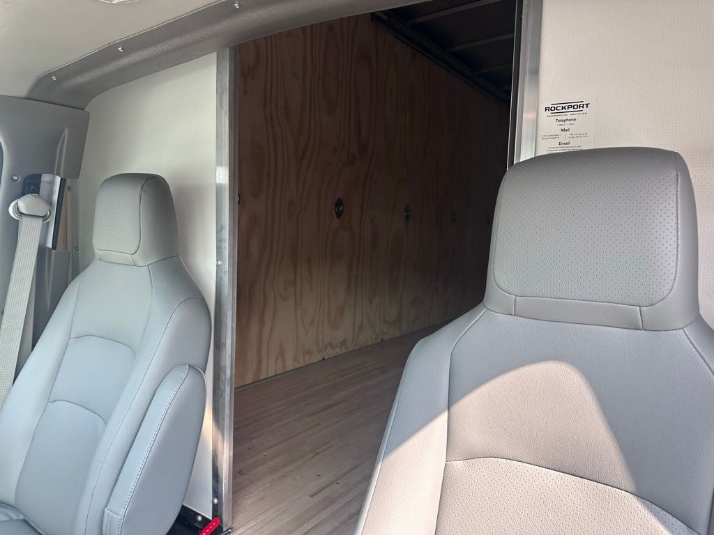 2026 Ford E-350SD Base Cutaway