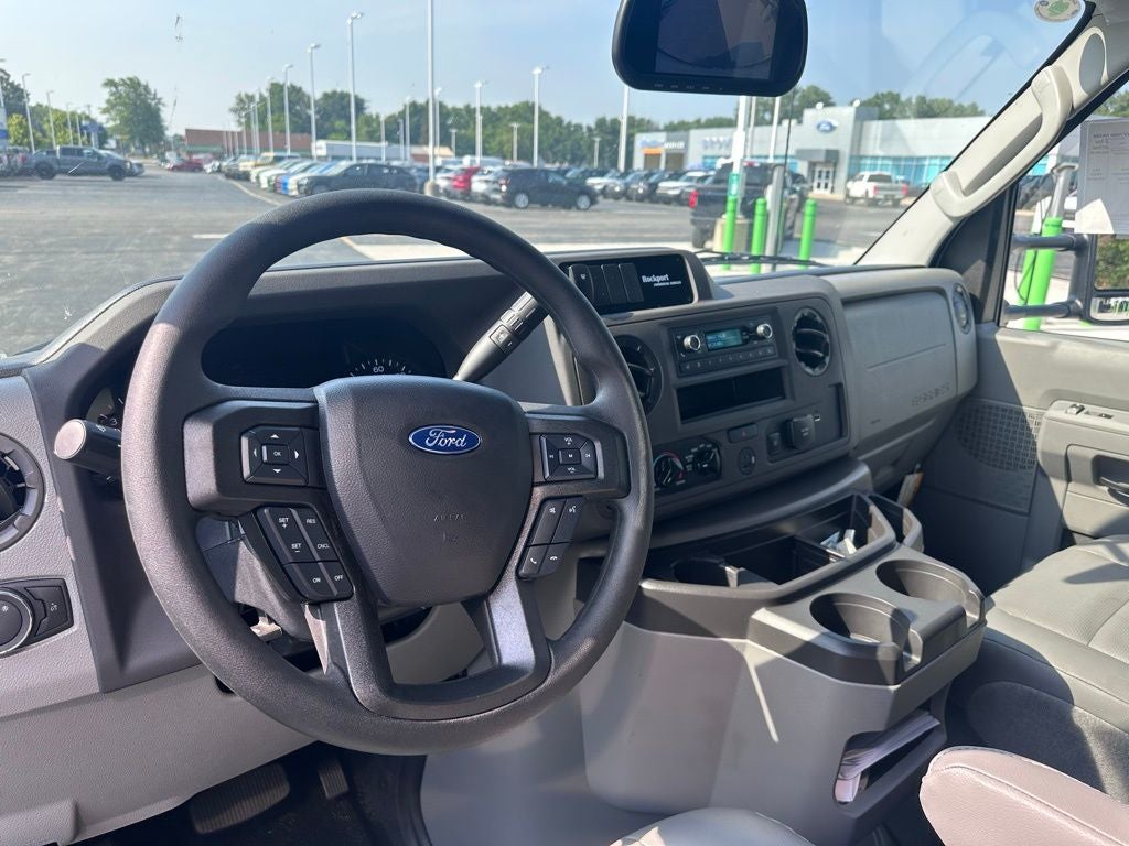 2026 Ford E-350SD Base Cutaway