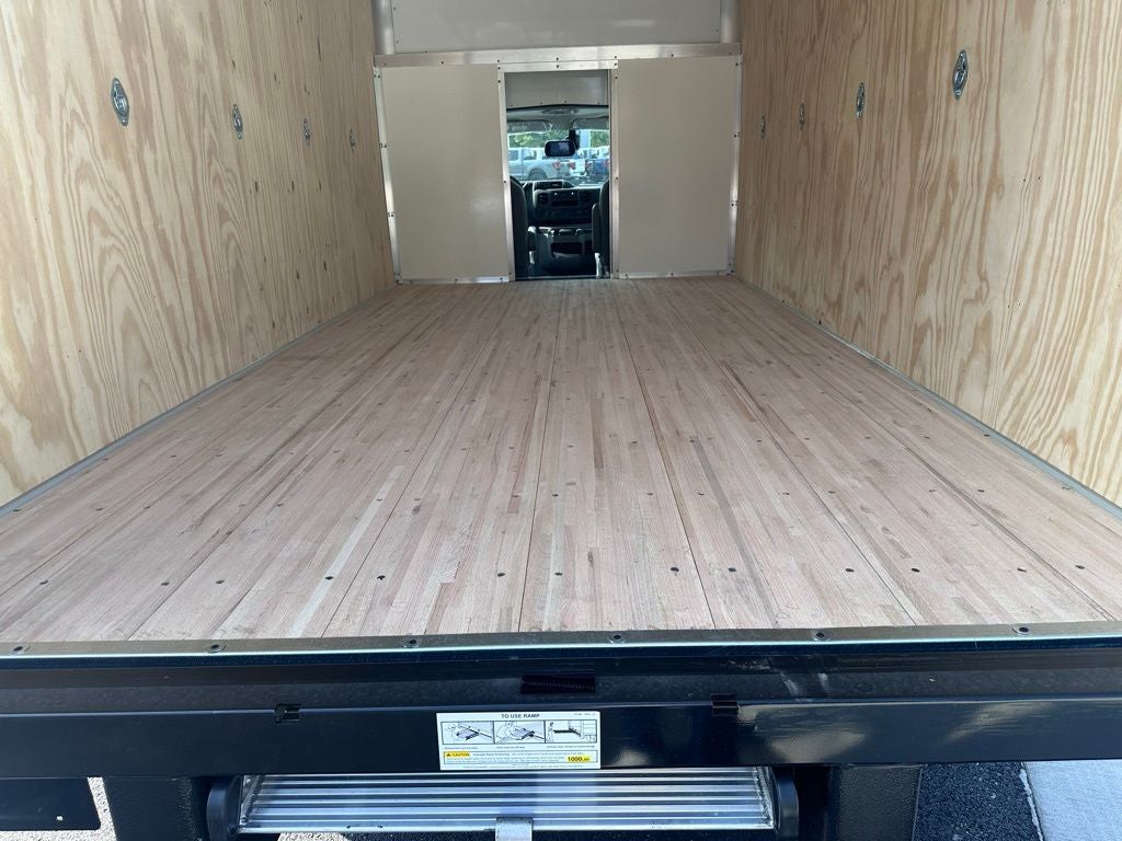 2026 Ford E-350SD Base Cutaway