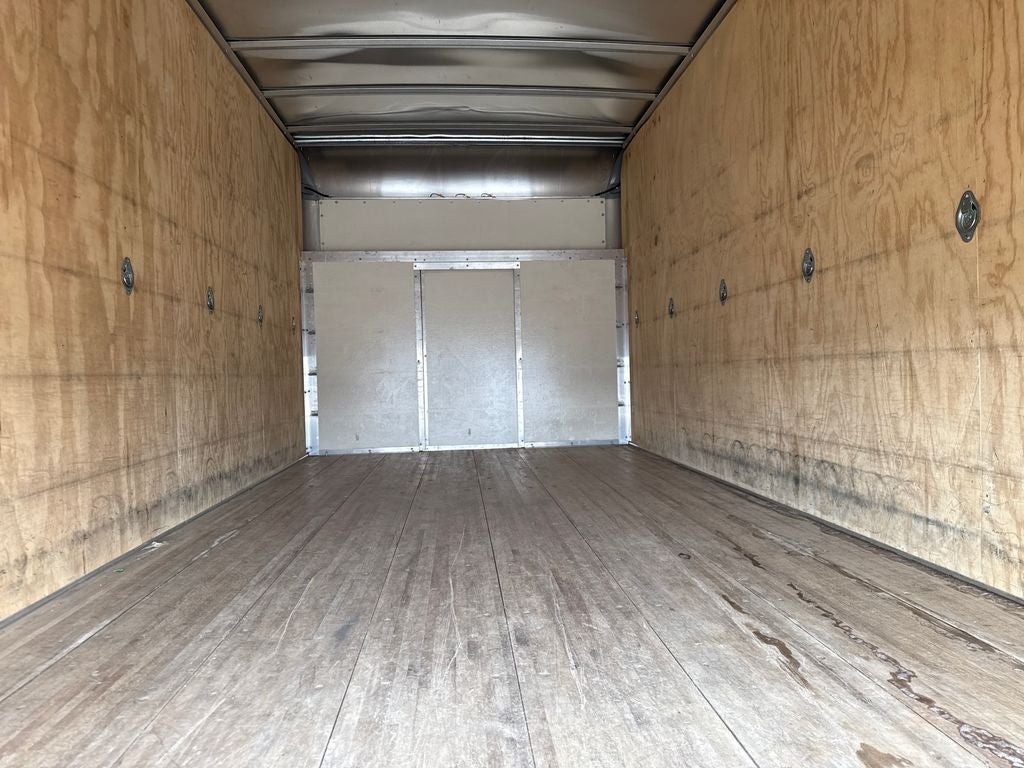 2022 Ford E-450SD Base