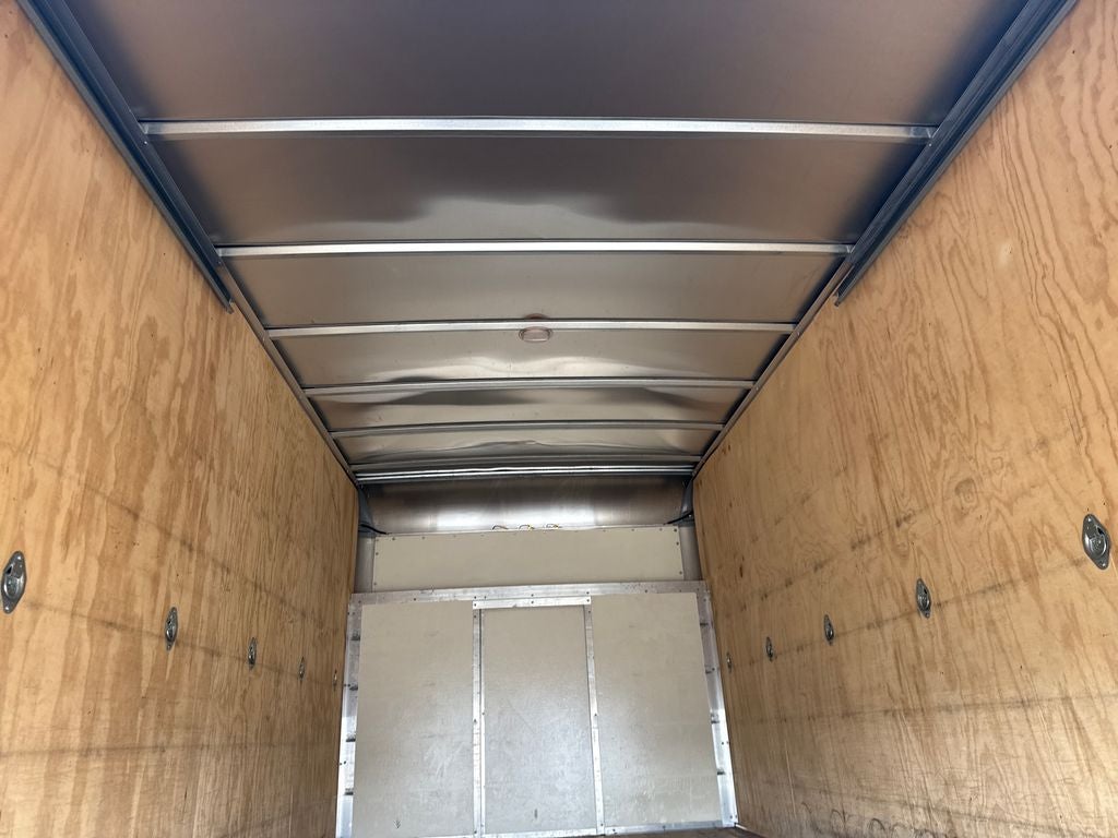 2022 Ford E-450SD Base