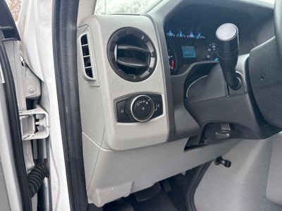 2022 Ford E-450SD Base