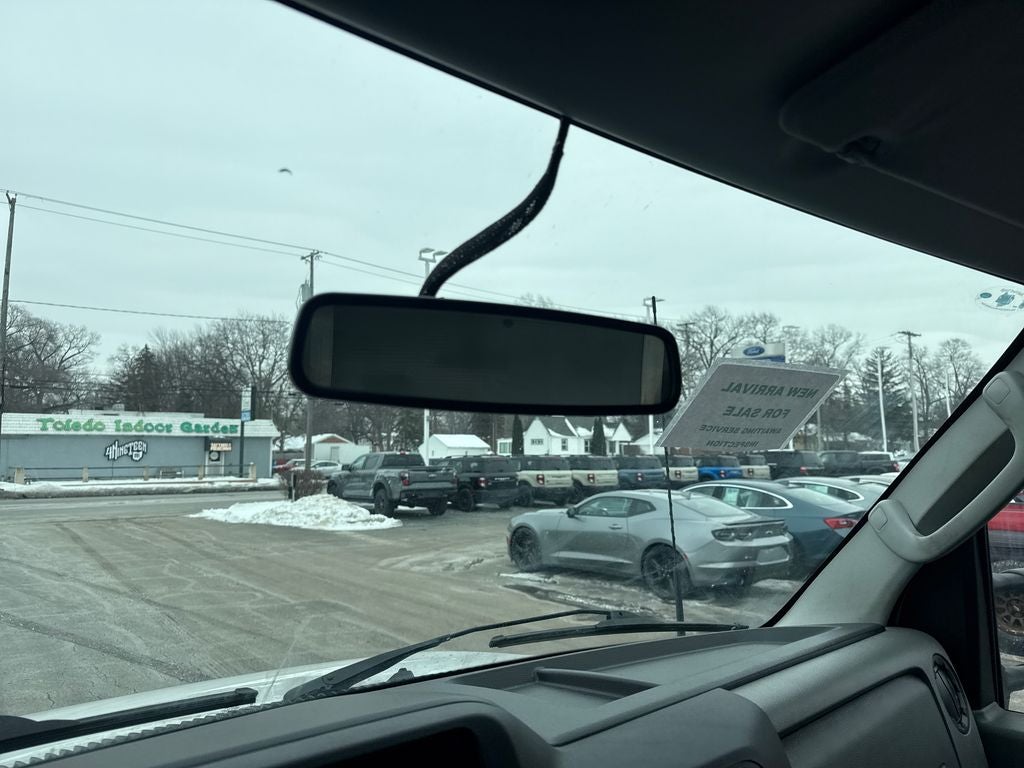 2022 Ford E-450SD Base