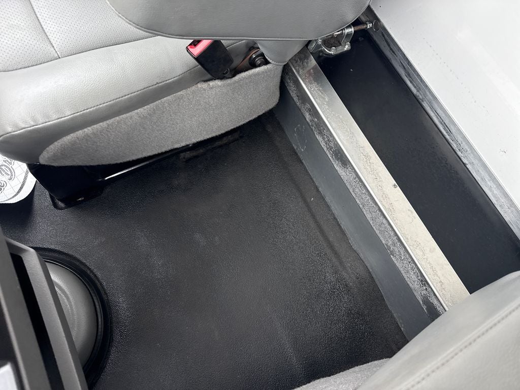 2022 Ford E-450SD Base