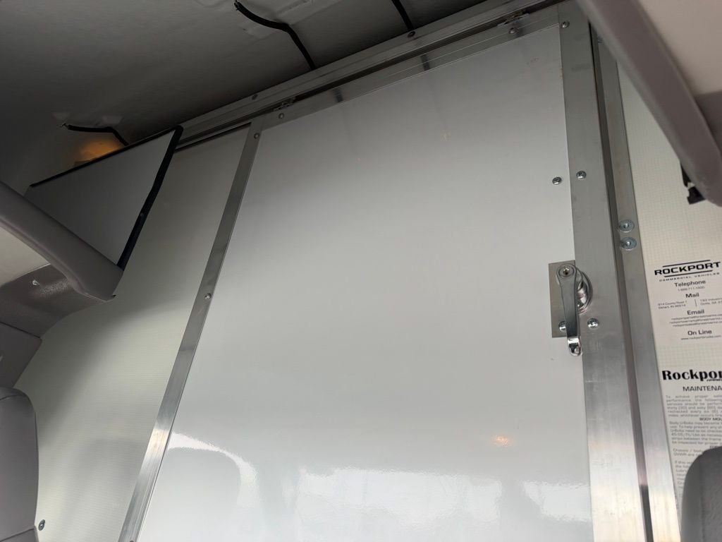 2026 Ford E-450SD Base DRW