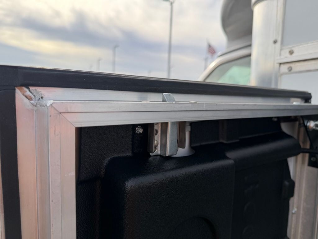 2026 Ford E-450SD Base DRW