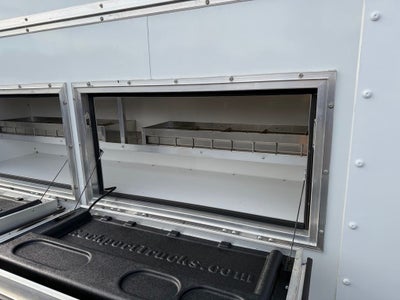 2026 Ford E-450SD Base DRW