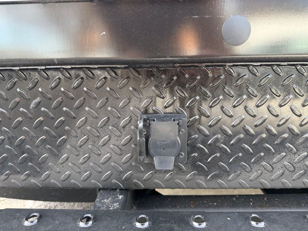 2026 Ford E-450SD Base DRW