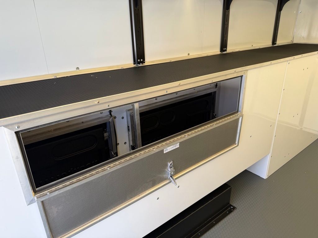 2026 Ford E-450SD Base DRW