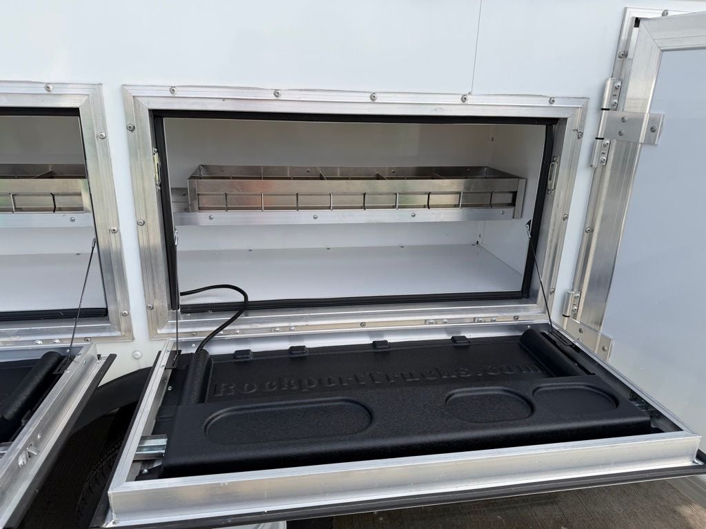 2026 Ford E-450SD Base DRW