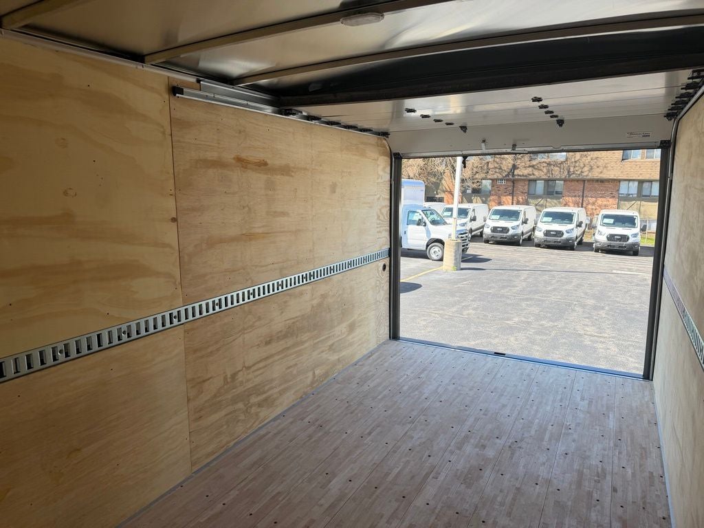 2027 Ford E-450SD Base