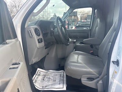 2024 Ford E-450SD Base