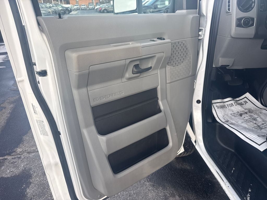 2024 Ford E-450SD Base