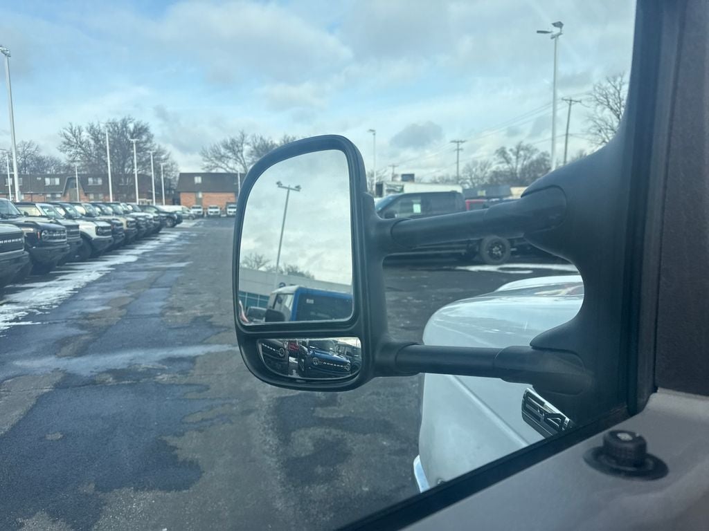 2024 Ford E-450SD Base