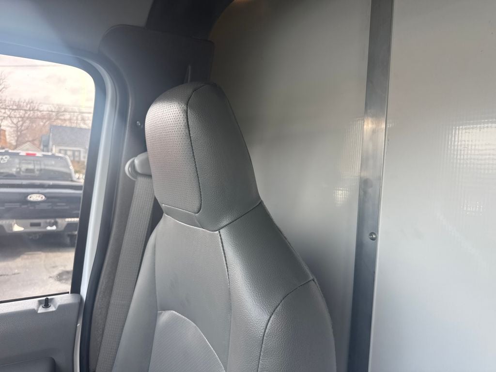 2024 Ford E-450SD Base