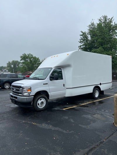 2026 Ford E-450SD Base